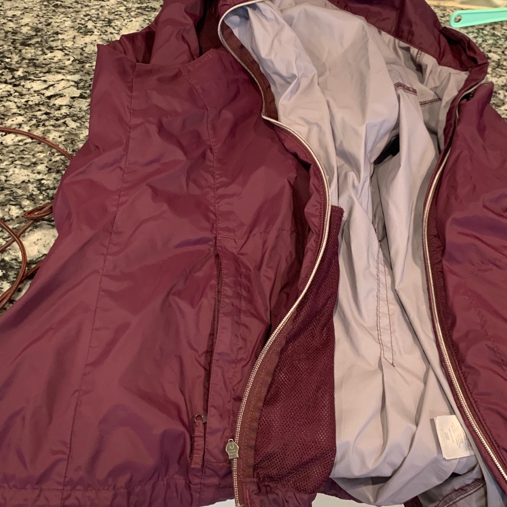 Columbia rain jacket
